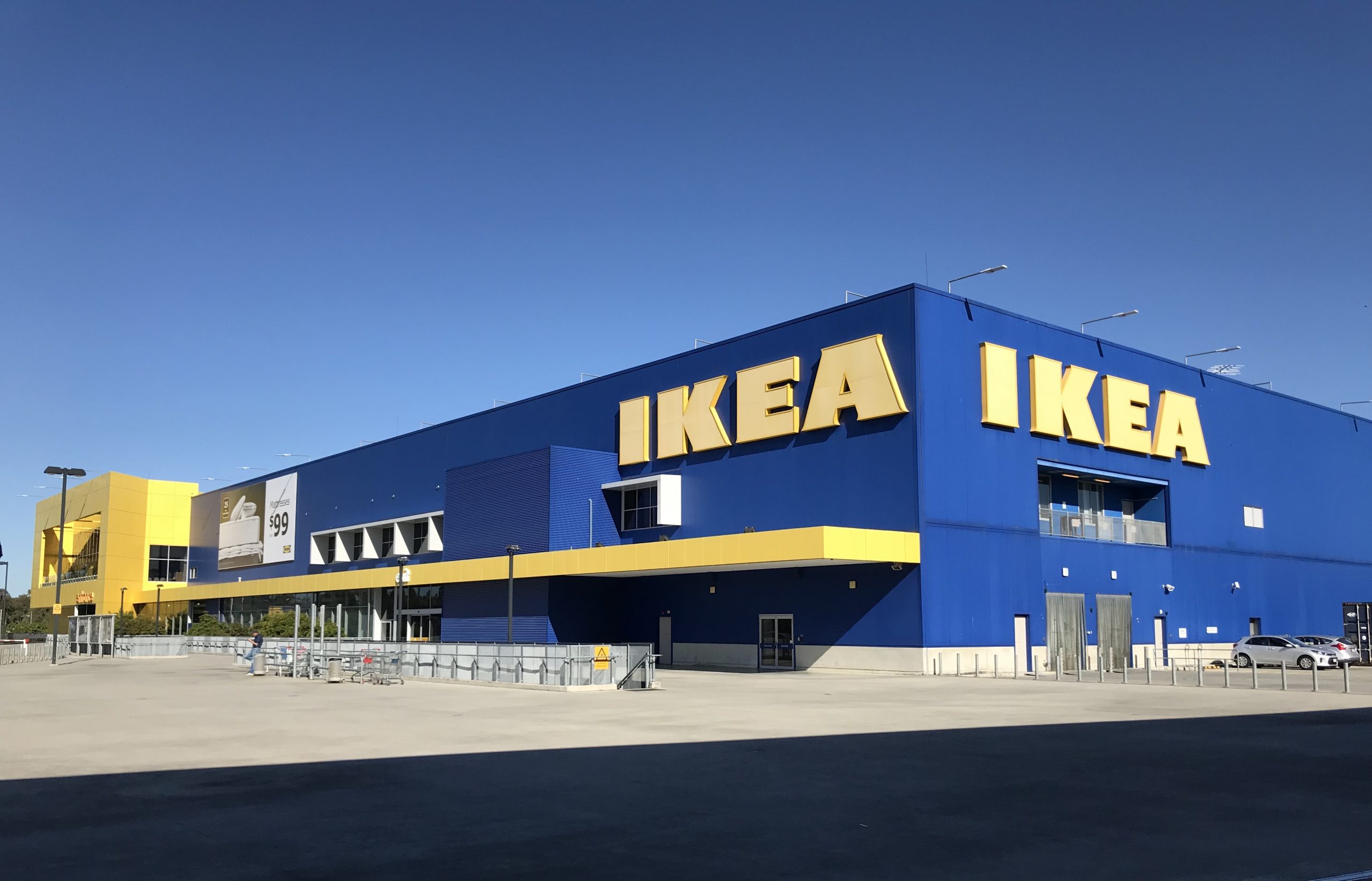 IKEA odkupi od klientów używane meble, a następnie je sprzeda. Czy to się opłaci?